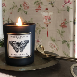 MADAME BUTTERFLY - Bougie Cerisier Sakura & verveine