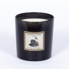 Green grass and white flowers - Luxury scented candle 500g - SWAN LAKE