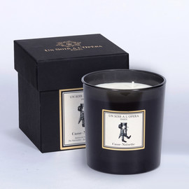 CASSE-NOISETTE - Bougie parfumée de Noël MEDIUM - Épicea et Pain d'épices - 2 minimum