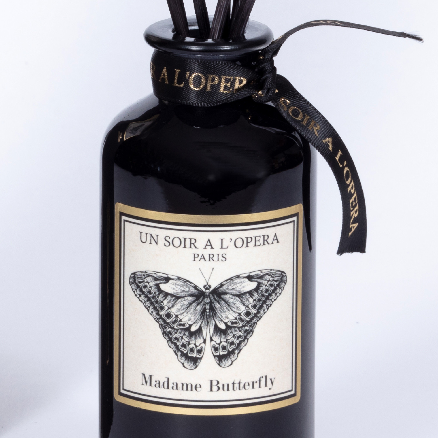 MADAMA BUTTERFLY - Home reed diffuser 180 ML - Sakura cherry tree & verbana - 4 units minimum