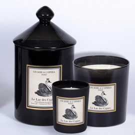 THE SWAN LAKE - White flowers candle