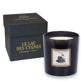 LE LAC DES CYGNES - Herbe coupée - Bougie 550 gr Noël