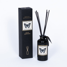 MADAMA BUTTERFLY - Sakura cherry tree and verbana - Home reed diffuser