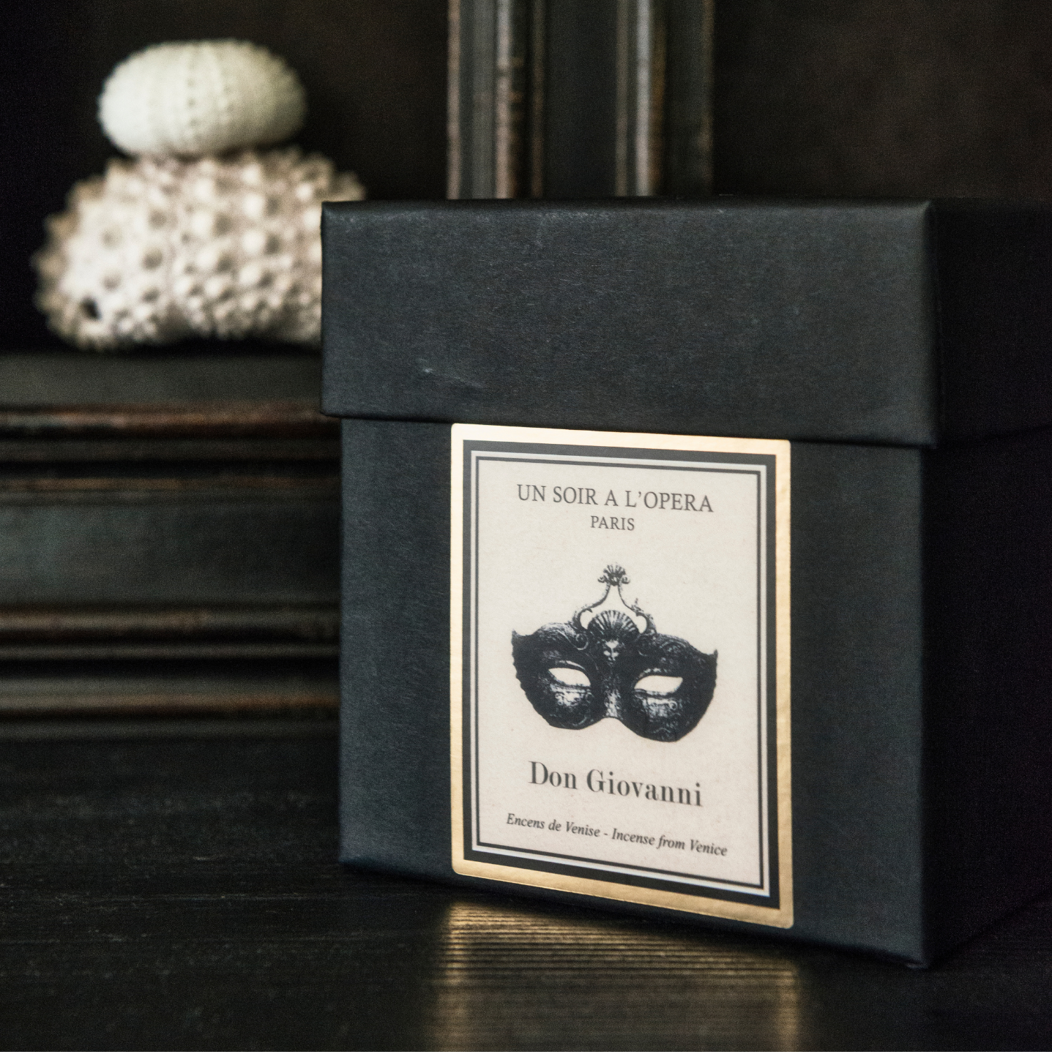 Bougie parfumée de luxe Don Giovanni Encens 3 mèches 550 gr - 2 minimum