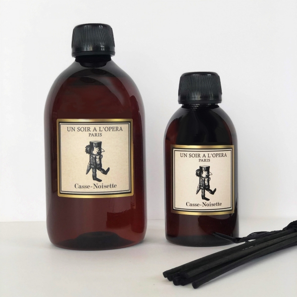 THE NUTCRACKER - Refill for home reed diffuser 500 ml - Spruce and gingerbread 180ml